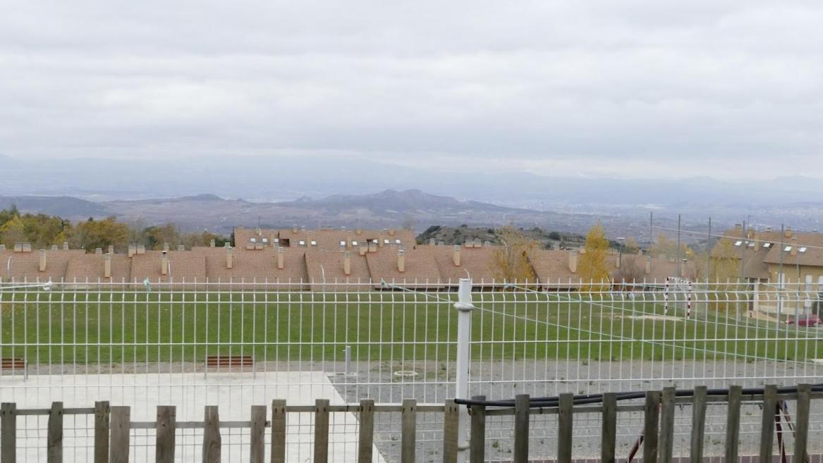 Vino Montana & Jardin Garaje Netflix Wifi Incluido, Appartement Sojuela Buitenkant foto